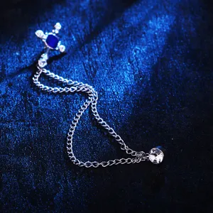 Retro Kreuz Quaste Kette Brosche für Herren, Punk Stil Anzug Nadel Modeschmuck Zubehör.