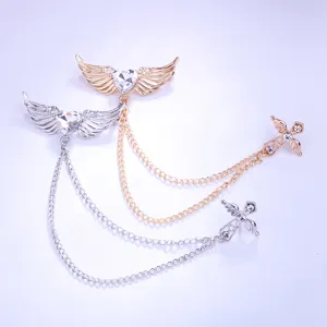 Elegante broche de borla con alas de ángel corazón y cruz, accesorio de joyería de moda.