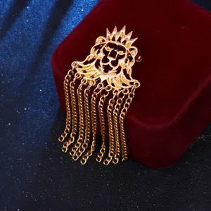 Goldene Löwen Krone Brosche mit Quastenketten für Damen und Herren Mantel Accessoires.