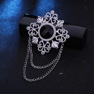 Vintage retro zwarte edelsteen broche voor heren pak met kwast ketting detailweergave
