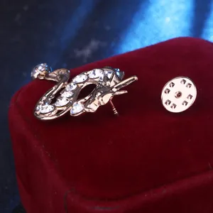 Gold dragon rhinestone brooch retro zodiac design men suit jacket accessory stylish pin.