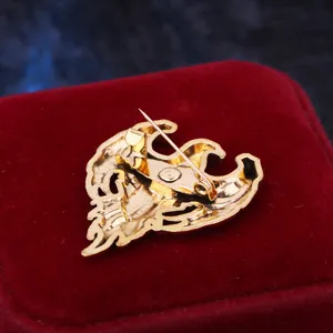 Retro gold metal brooch pin anime alchemy symbol classic badge fashion accessory jewelry for men