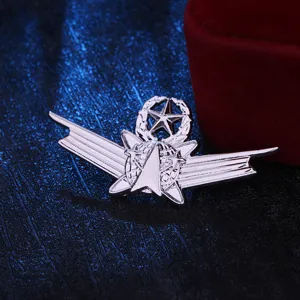 Silberner Stern Flügel Brosche für Herren, Militär Pilot Uniform Anstecknadel Mode Accessoire