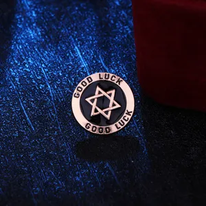 Ρετρό καρφίτσα εξάγραμμα για άνδρες με σχέδιο καλής τύχης για γιακά κοστουμιού.