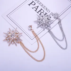 Exquisites Strass Stern Quaste Brosche Anstecknadel Detailansicht fur Anzuege.