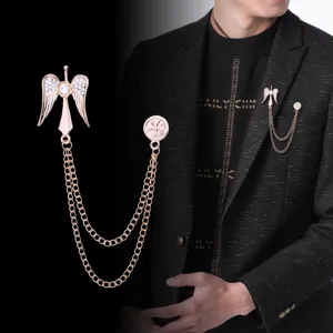 Broche Tassel Ailes d'Ange pour Hommes en Alliage de Zinc Strass Chaîne Épingle de Revers pour Costume Manteau Badges Bijoux
