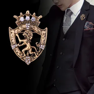 Spilla Vintage con Leone Scudo e Corona per Uomo Stile Antico in Lega con Strass Distintivo per Abito Accessori Gioielli Moda