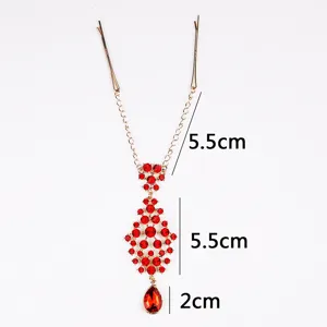 Chaîne de front en strass rouge pince à cheveux style indien accessoire de cheveux pour femmes