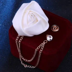 Elegante Stoff-Rosenblumen-Brosche mit Quastenette für Damenanzug, stilvoller Bankett-Schmuck.