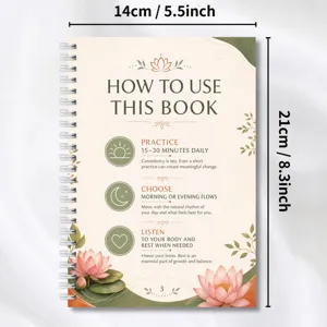 Detailansicht des Covers des Achtsamkeits-Notizbuchs mit Lotusblumen und Spiralbindung.