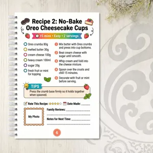Gros plan détaillé de la page de recettes de dessert dans le joli carnet de pâtisserie.
