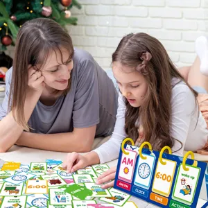 Carte da tavolo a foglio per l'apprendimento del tempo per bambini e set educativo.