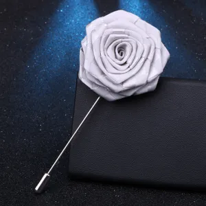 Elegante broche rose en tissu pour homme et femme accessoire de costume fleur cadeau