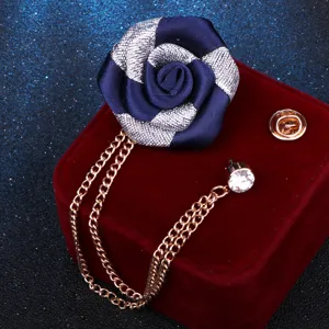 Broche fleur de rose en tissu de luxe pour hommes avec chaine a pampilles pour costume