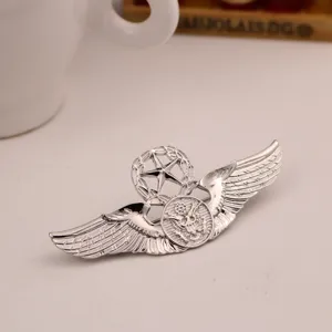 Silver vintage flying eagle pentagram brooch metal military style badge lapel pin jewelry