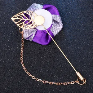 Handgefertigte Stoffblumen Brosche mit Blatt Anhänger und langem Nadel für Damenmantel chic