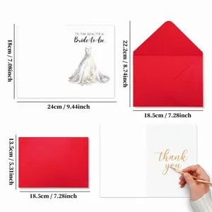 Detalle de tarjeta de felicitación de boda con diseño de vestido de novia y sobre rojo.