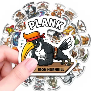Autocollant de fitness étanche en vinyle avec un drôle de calao musclé faisant de la planche.