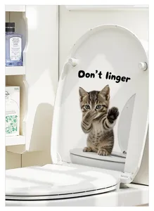 Adhesif de siege de toilette chat drole avec citation anglaise, decor de salle de bain chic.