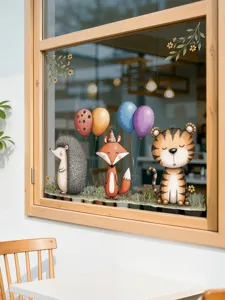 Leuke cartoon dieren raamstickers met vos, tijger en egel voor kleurrijke glasdecoratie.