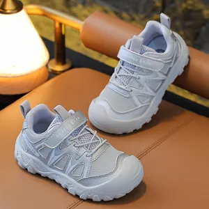 Scarpe sportive da esterno per bambini con suole spesse antiscivolo