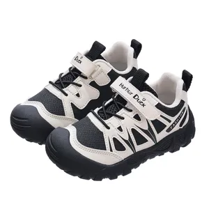 Scarpe sportive outdoor impermeabili per bambini in pelle di qualità in bianco e nero