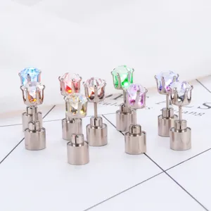 LED leuchtende Ohrstecker mit buntem Zirkon und Metalldesign, perfekt für Party und Club.