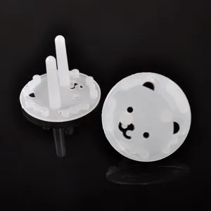 Copri presa sicurezza bambini standard europeo, protezione in plastica bianca con simpatico orsetto.
