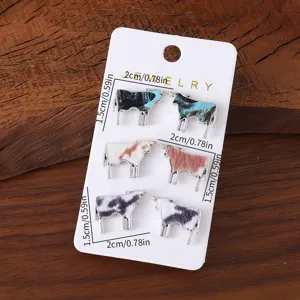 Ensemble de boucles d'oreilles clous vache en alliage chic avec motif d'animal.