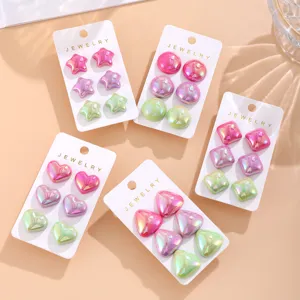 Modische Acryl geometrische Ohrringe Set mit sehr bunten schillernden Ohrsteckern
