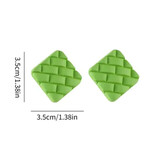 Grüne matte gewebte geometrische Acryl Ohrstecker, schickes Bonbonfarben Gitter Design, 3.5cm