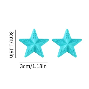 Matte 3D gewebte geometrische Stern Ohrstecker aus bonbonfarbenem Acryl, schickes Design.