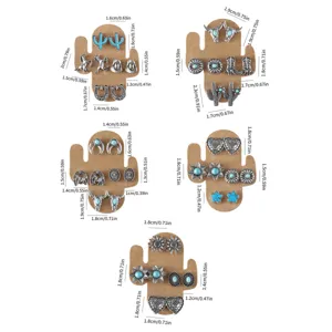 Vintage Western cowboy stud earrings set with cactus and horseshoe designs for women fashion.