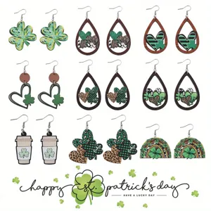 St. Patrick's Day Holz Ohrringe Doppelseitig Bedruckt Klee Herz Kaffeetasse Leopard Karo Muster Legierung Hängeohrringe Für Damen Holiday Party Schmuck