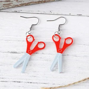 Pendientes colgantes de acrílico con tijeras rojas joyas divertidas para el colegio
