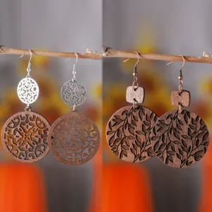 Pendientes Colgantes de Madera Bohemios con Hoja Disco Redondo Gancho de Acero Inoxidable Pendientes de Madera Estampados