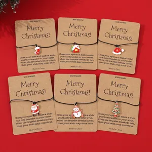 Weihnachts Wunsch Armband Set mit süßen Legierungsanhängern auf Kraftpapier, 6 Stk.