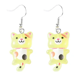 Creatieve cartoon kat hars bungelende oorbellen, schattige kat sieraden voor dames.