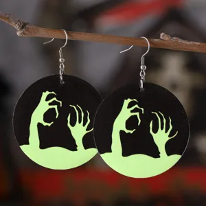 Pendientes redondos de PU con mano fantasma fluorescente gótica de Halloween elegante.