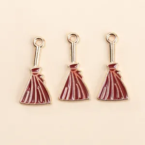 Ciondolo Scopa della Strega Halloween in Lega Accessori per Gioielli DIY Ciondolo Smalto per Collana Bracciale Orecchini Regalo Donna