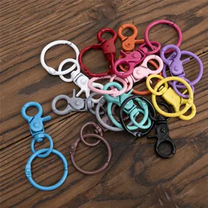 Juego de mosquetones metálicos coloridos y llaveros para manualidades y fabricación de joyas.
