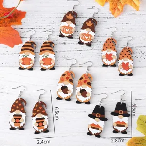 Herfst Thanksgiving schattige gnoom houten oorbellen met pompoenen en esdoornbladeren.