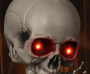 Detaillierte Nahaufnahme einer Halloween-Skelettkopf-Requisite mit leuchtenden roten LED-Augen.