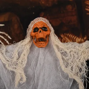 Oggetto di scena fantasma sospeso di Halloween decorazione teschio spaventoso con garza