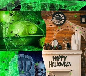 Halloween Kunststoff Spinnen und leuchtende Spinnweben Requisiten Dekoration für Party Set.