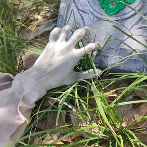 Halloween Ghost Hand Lawn Stakes Skeleton Bones Garden Decor Plastic Horror Zombie Hands For Outdoor Yard Props Party Decorations