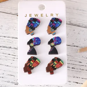 Pendientes de tuerca con silueta de reina africana de madera joya étnica detalle