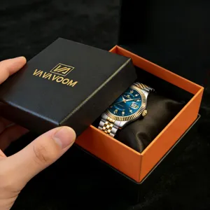 Luxus Geschenk Uhrenbox Set mit Quarzuhr, blauem Zifferblatt und bicolor Metallarmband.