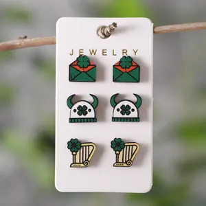 St. Patricks Tag grunes Kleeblatt Ohrring Set, festlicher Modeschmuck fur Damen.