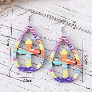Bunte holz ohrringe mit tropfenform und kreuz ausschnitt, ohrschmuck geschenk für damen frauen.